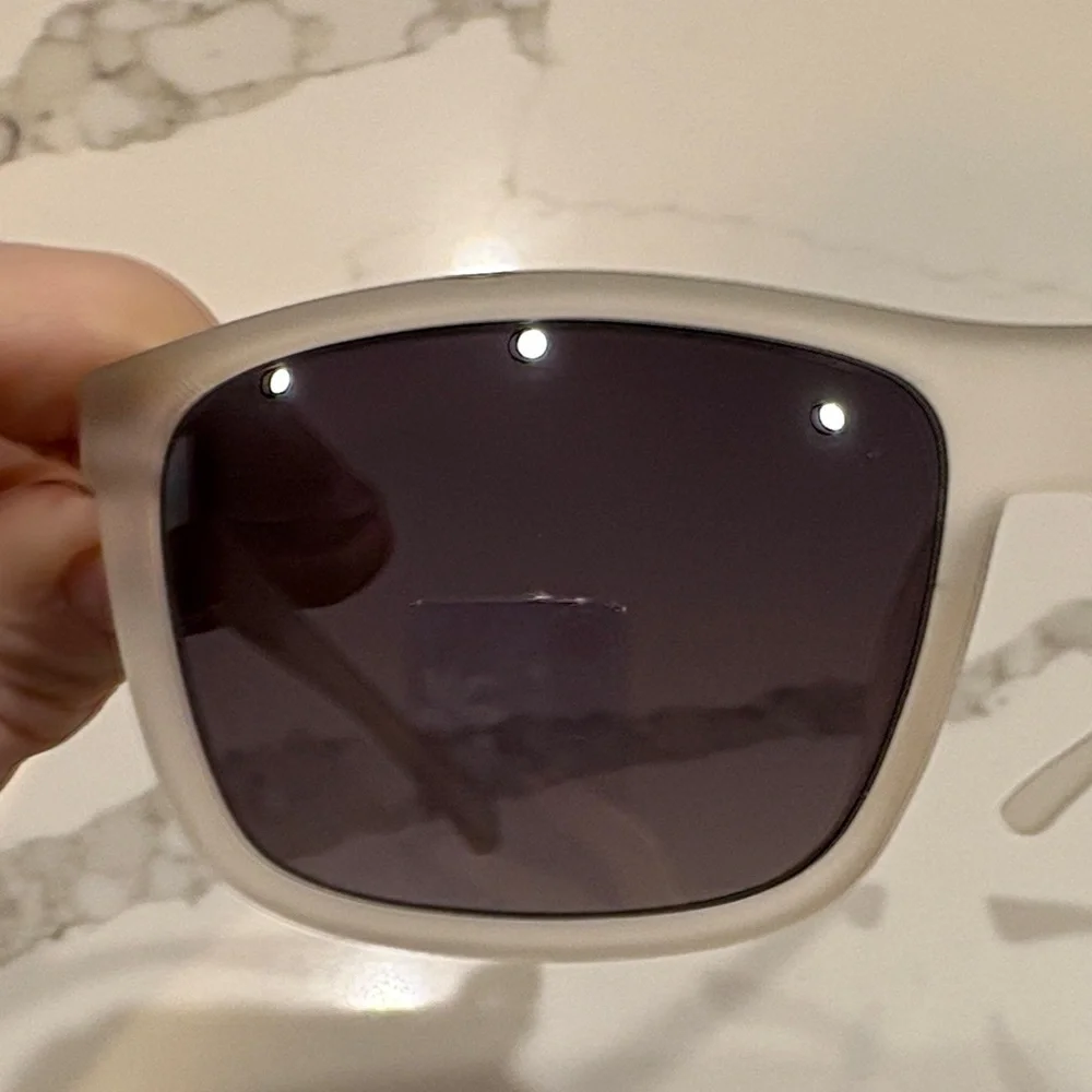 Kenneth Cole Gray Sunglasses